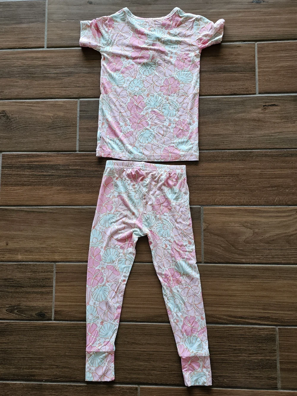 Gigi And Max Arielle Shells Ruffle Two Piece Pajamas 2/3T